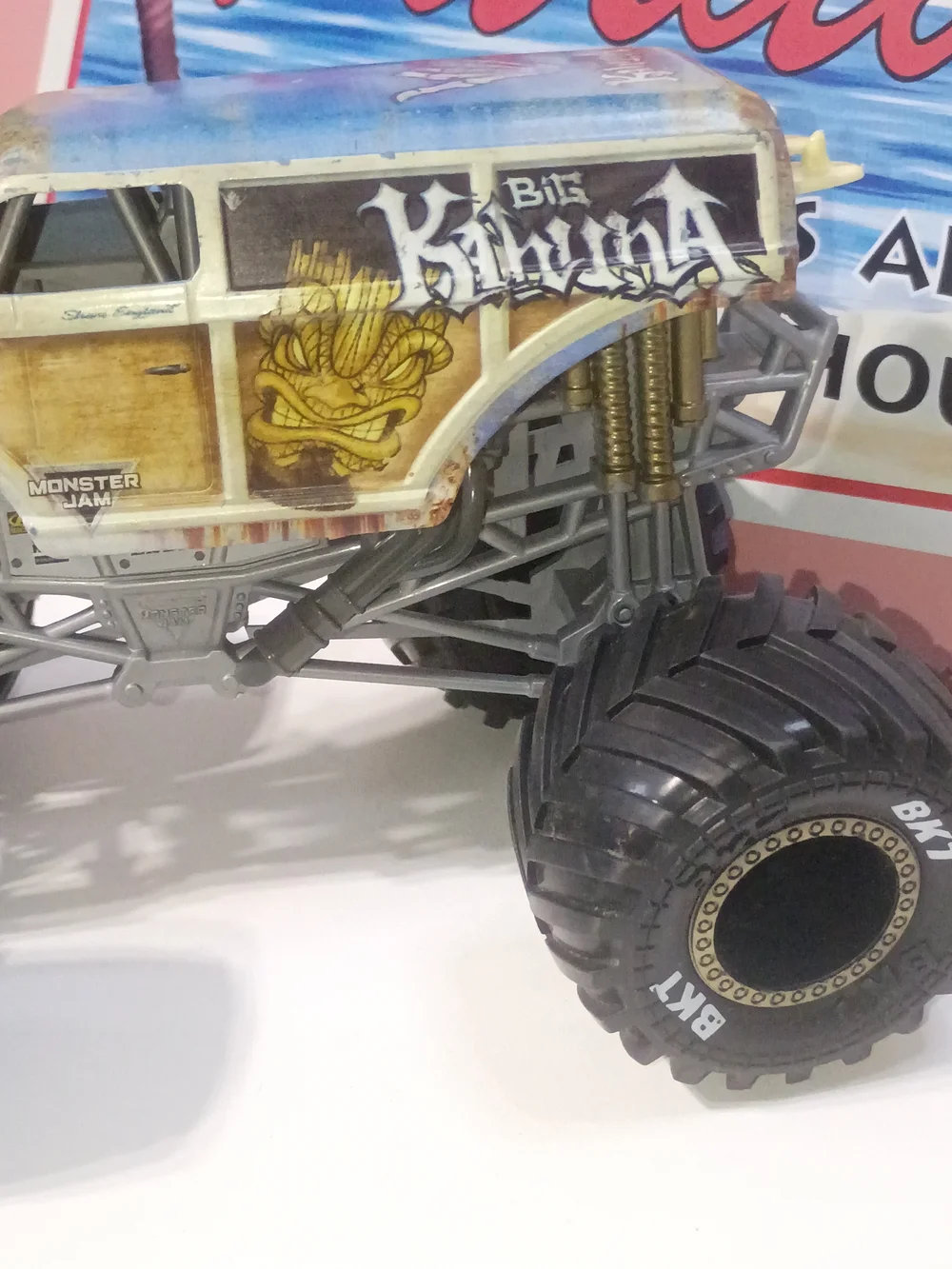 Spin Master Monster Jam Big Kahuna 1/24 Scale